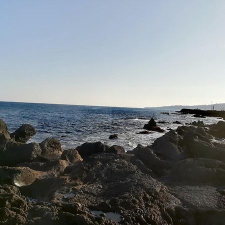 B&B La Spiaggetta Di Stazzo Acireale Bagian luar foto