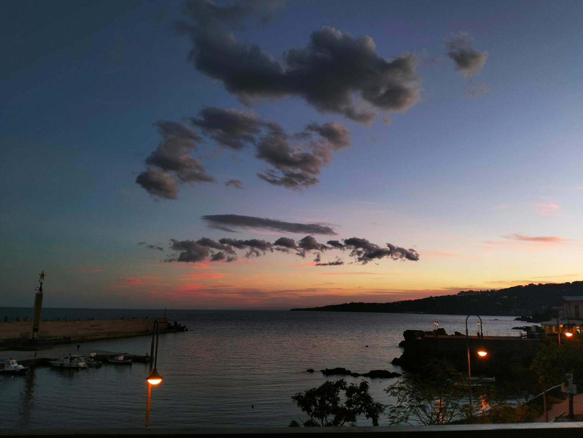 B&B La Spiaggetta Di Stazzo Acireale Bagian luar foto