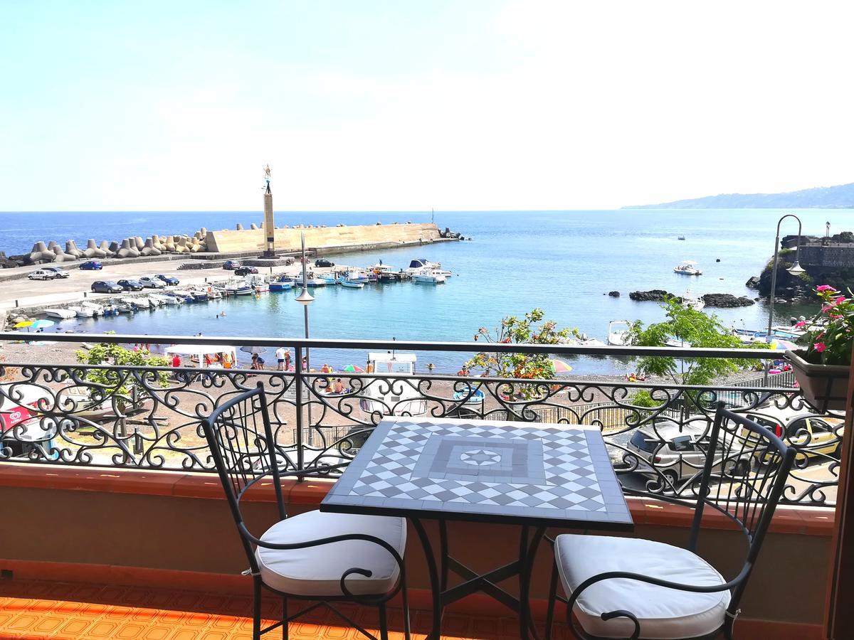 B&B La Spiaggetta Di Stazzo Acireale Bagian luar foto