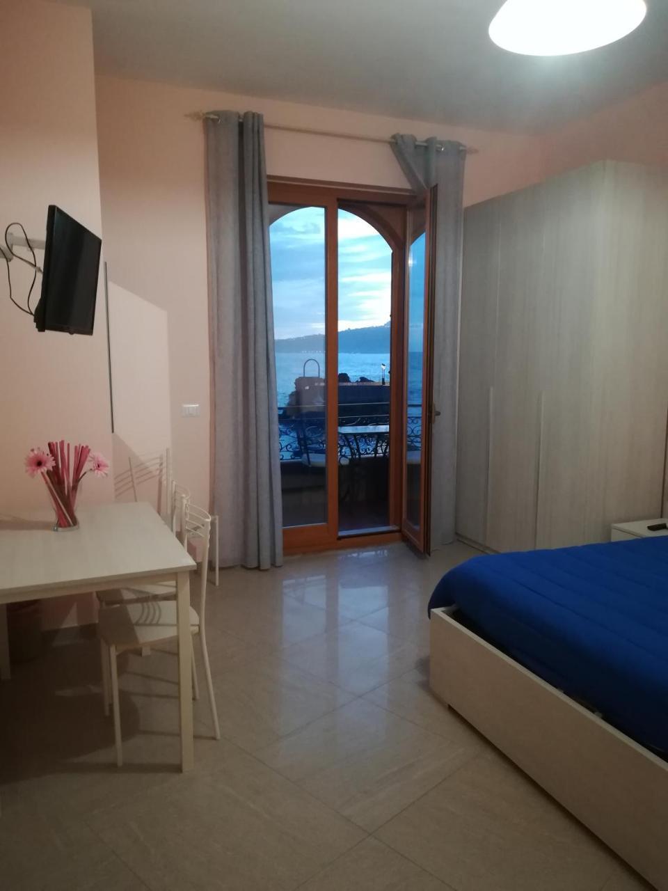 B&B La Spiaggetta Di Stazzo Acireale Ruang foto