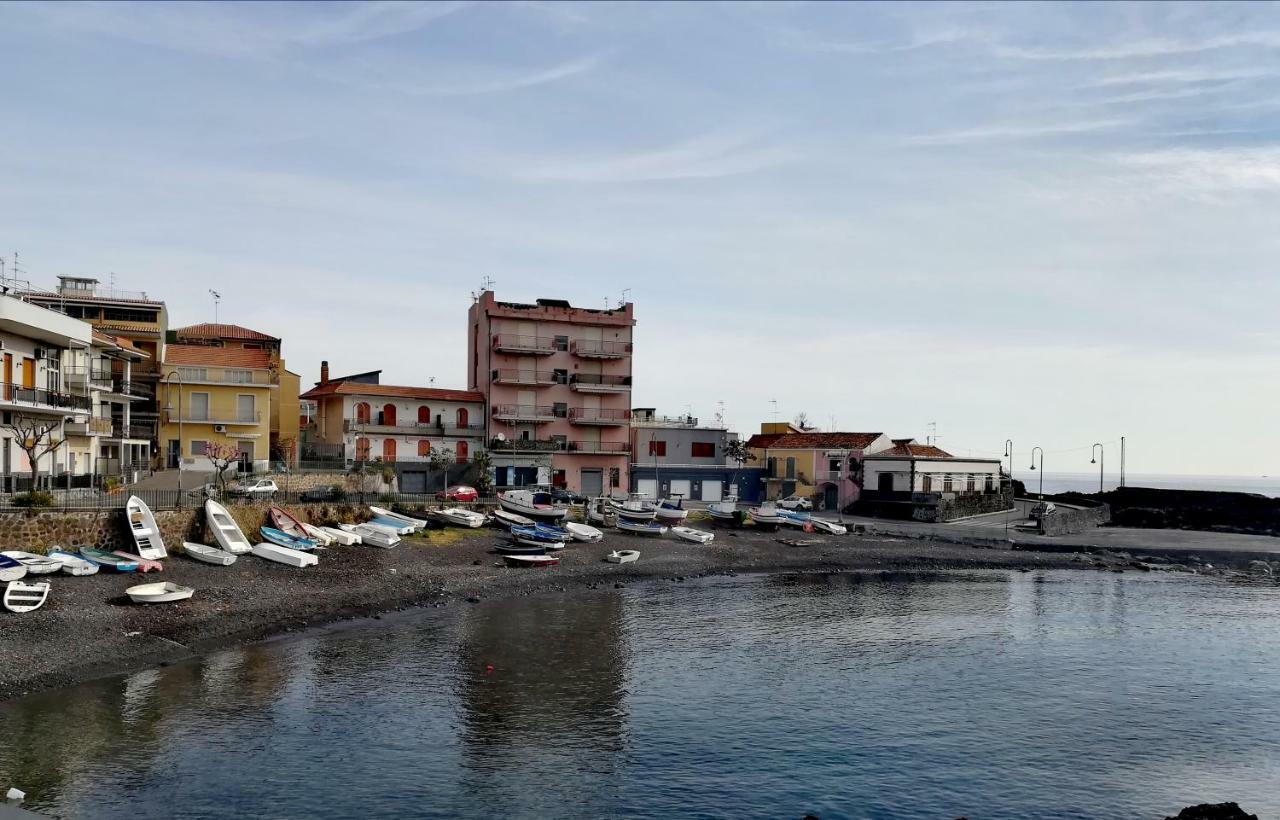 B&B La Spiaggetta Di Stazzo Acireale Bagian luar foto