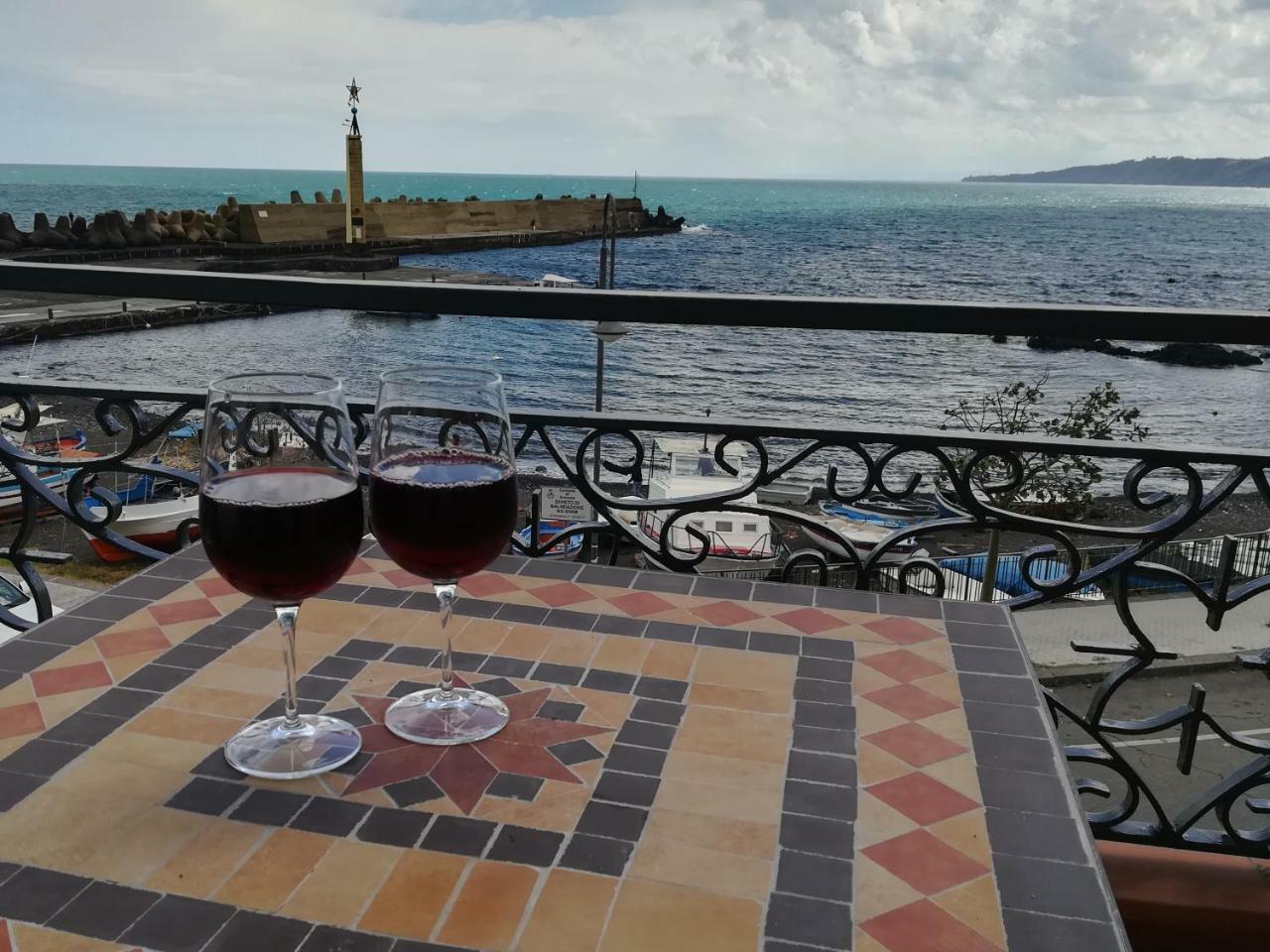 B&B La Spiaggetta Di Stazzo Acireale Bagian luar foto
