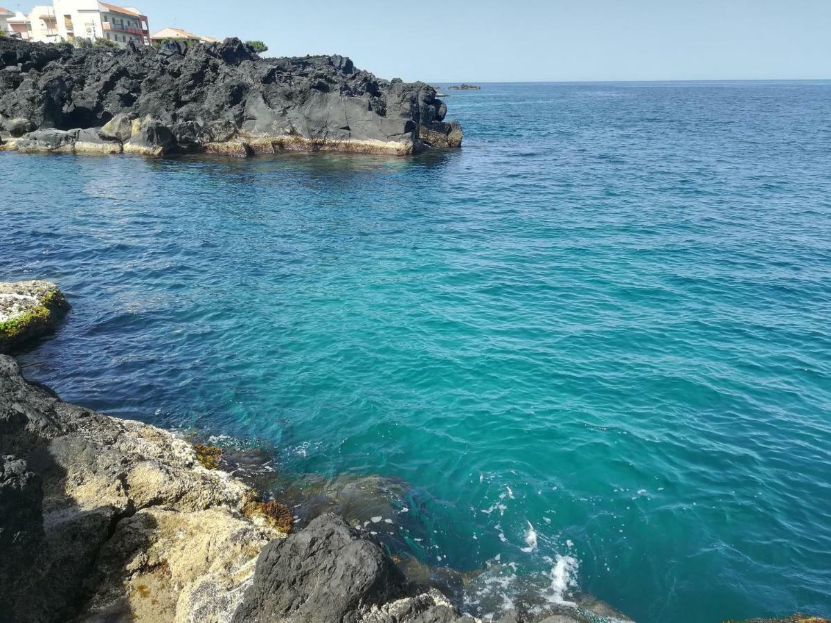 B&B La Spiaggetta Di Stazzo Acireale Bagian luar foto